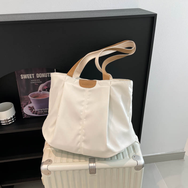 Free Delivery Designer Bag Capacity Women's Fashionable Waterproof Oxford Handheld Single Shoulder Large Casual Versatile Simple Cloth Bag Luxury