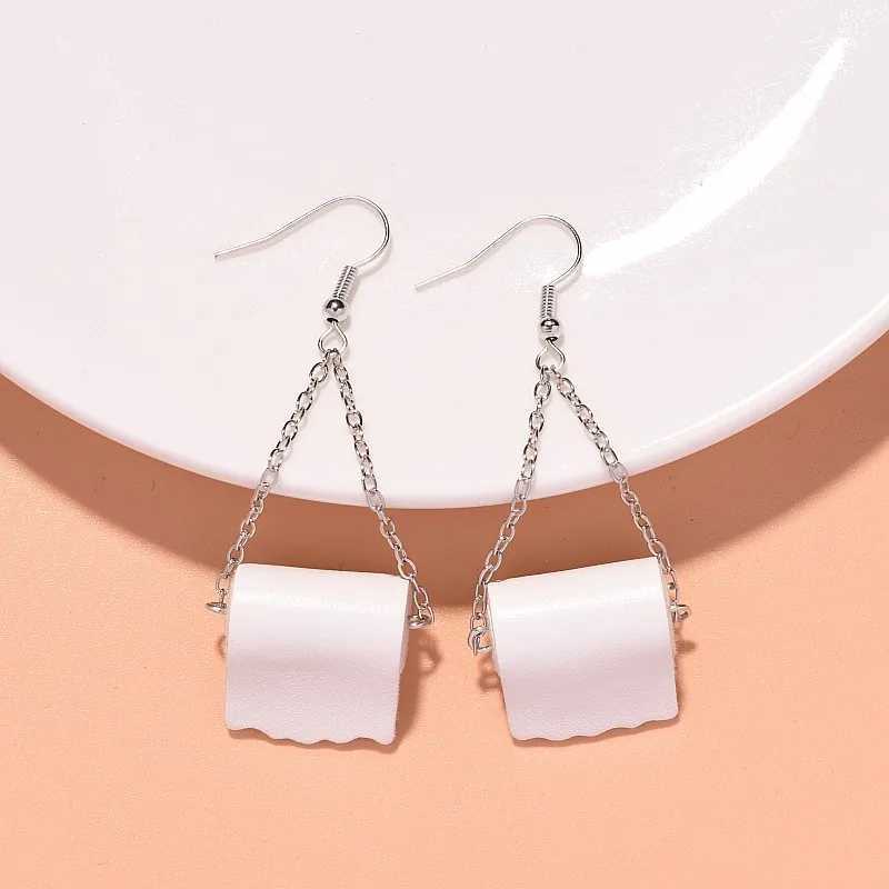 Womens Chic Design Dangle Earrings Creative Funny Simulation Toilet Paper Pendant Earring Female Personality Unusual Jewelry Y250510
