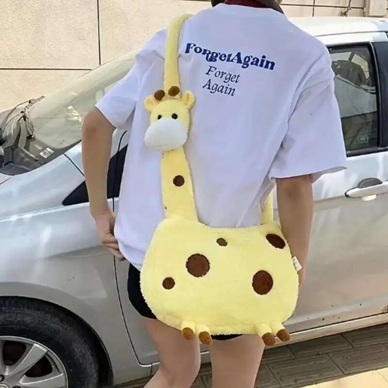 Cartoon Giraffe Crossbody Girl Portable Pouch With Zipper Cutegiraffe Shape Animal Plush Shoulder Bag