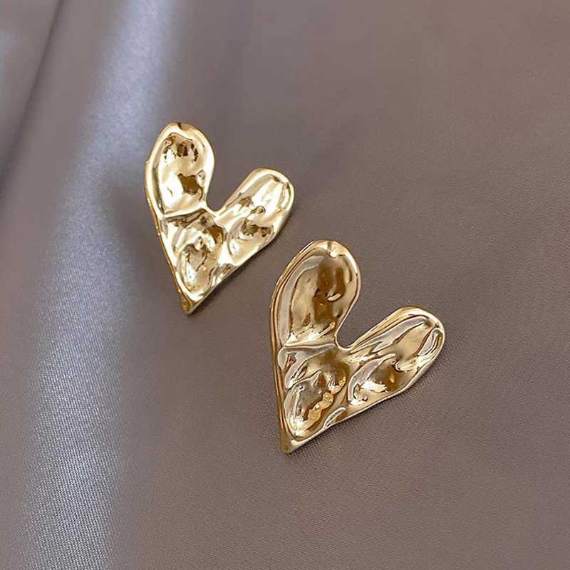 Korean Design Sense Concave Convex Uneven Gold Heart Clip on Earrings Fashion Unusual Accessories for Womens Party Jewelry Y250510