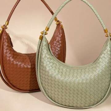 Internet celebrity woven pattern crescent armpit women's versatile 2025 spring/summer new item single shoulder diagonal cross dumpling bag
