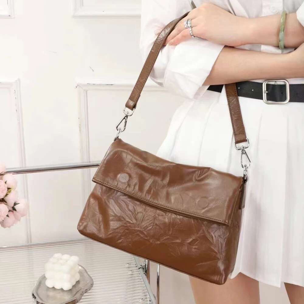 Classic Vintage Waxed Creases Genuine Cow Leather Fold Over Shoulder Bag Office Lady Quality Cowhide Clutch Handbag W 2 Straps