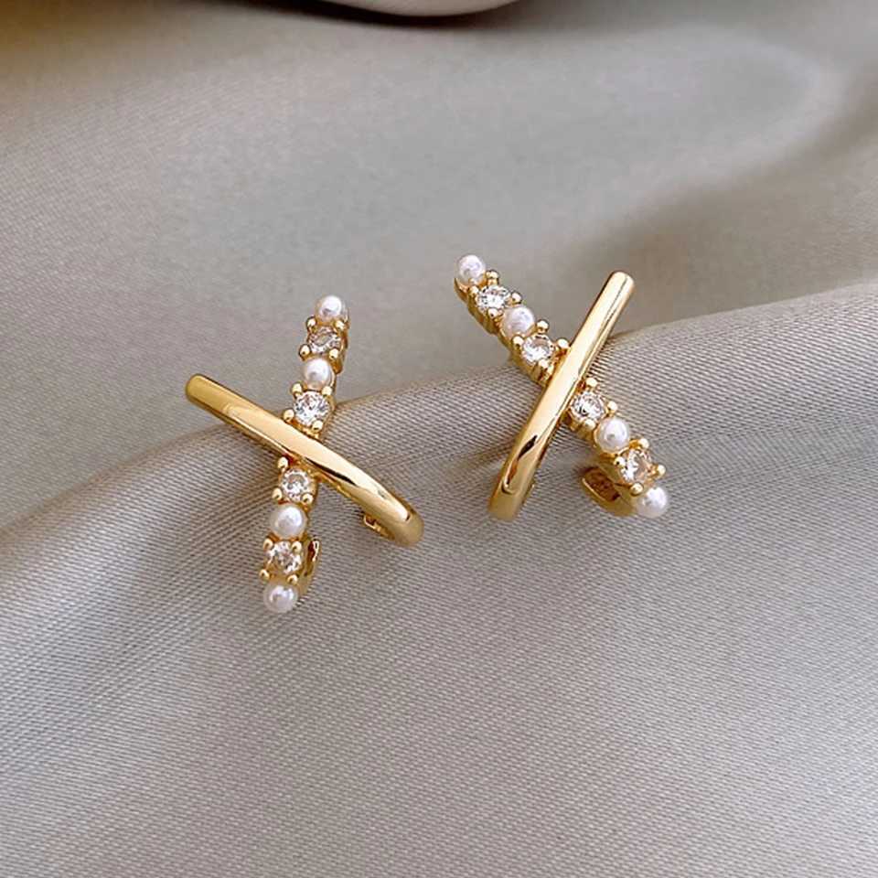 Yupsk Fashion Small Cross X-shape Zircon Pearl Earrings for Women Statement Unusual Accessories Luxury Wedding Party Jewelry Y250510