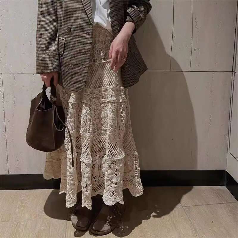 Xinyi Korean Version of Gentle Heavy Industry Retro French Crochet Hollow Design Elastic Knitted A-shaped Skirt