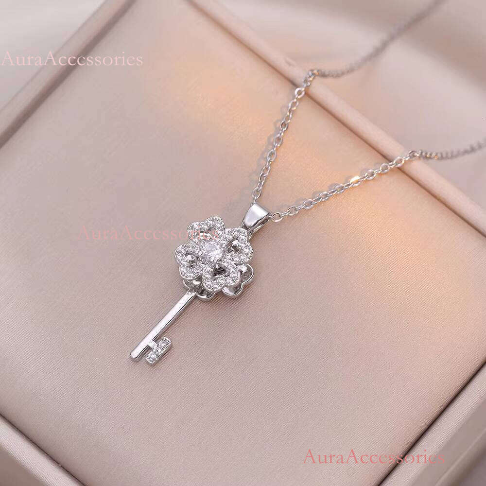 Gold Plated Zirconia Key Women's Custom Spinning Clover Necklace