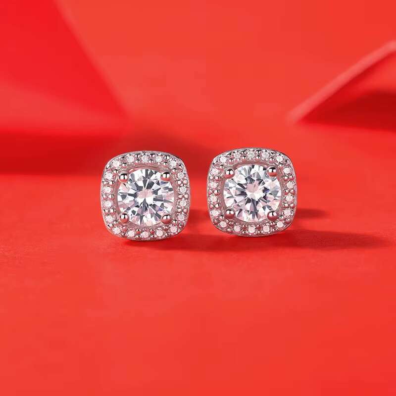 De 0.5ct 1ct D Color Iced Out Moissanite Diamond Earring Square 925 Sterling Silver Hip Hop Women VVS Moissanite Stud Earrings