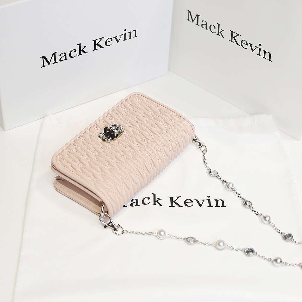 Hong Kong kKevin leather pleated women s trendy ins niche high end chain for crossbody small square bag