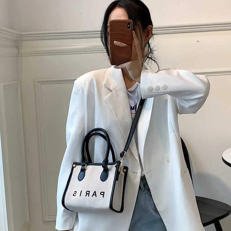 Top Quality Brand High Quality New Style Free Delivery Designer Bag High Quality Canvas Handbag Fashionable Shoulder Messenger Designer Large Capacity