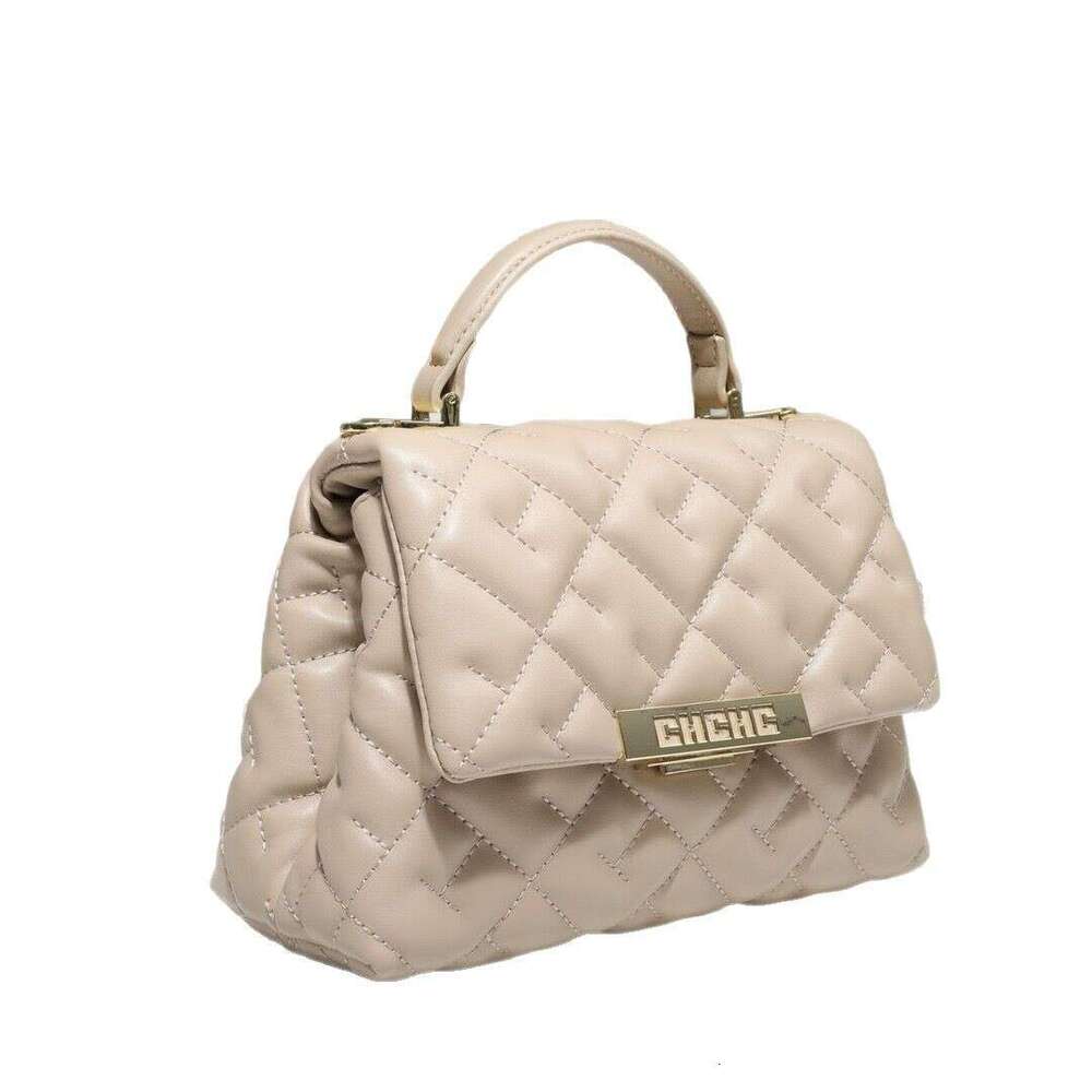 CHHC premium shoulder with real texture, fashionable and trendy handbag, versatile crossbody bag for daily commuting