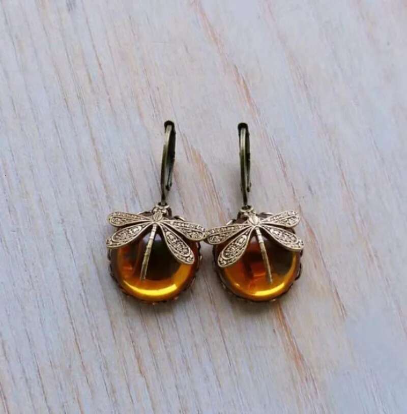 Vintage Bronze Dragoy Fashion Gold Color Metal Carving Pattern Inlaid Moonstone Drop Earrings For Women Jewelry