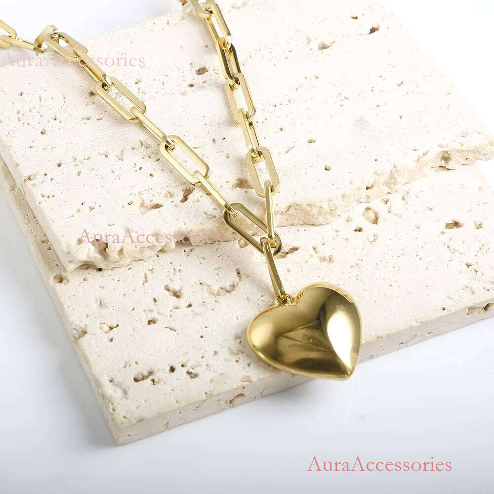 Jewelry Gold Plated Smooth Love Charm Stainless Steel Chunky Heart Pendant Necklace
