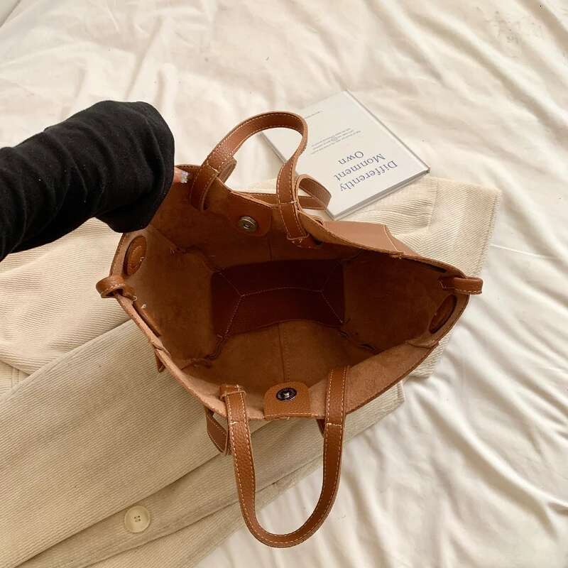Vintage Women Shoulder Bag PU Leather Handbag Chic Tote Underarm Leisure Women's Grocery Bags Clutch Designer Bolsa