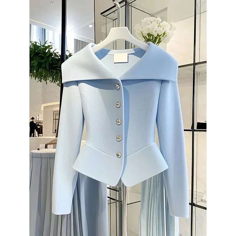 2025 Autumn New Chic Jacket Women Outwear High End Unique Super Good Looking Slim Sweet Single Breasted Blazer Coat Tops