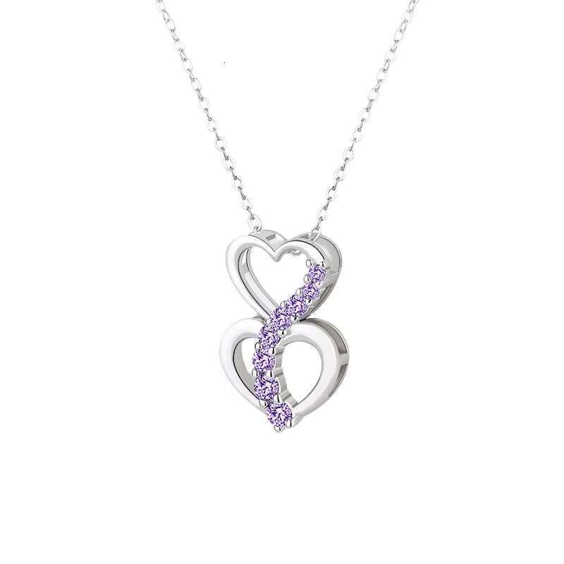 Exquisite and fashionable necklace, high-quality for women, heart-shaped charm necklace