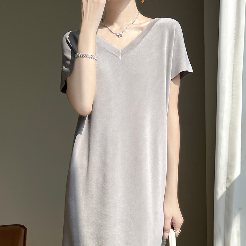 MU2900 Summer dress large size drape to cover the belly and make you look thinner, front and back V-neck, dropped shoulders, ice silk knitted long