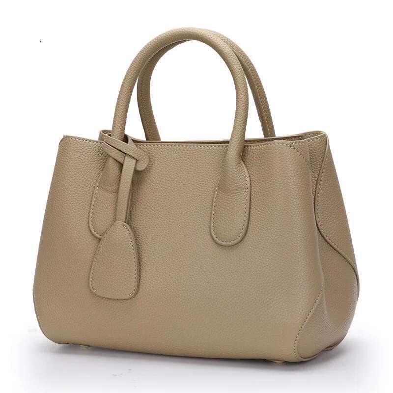 Aidrani Women's new high-end shoulder messenger large-capacity first-layer cowhide commuter portable mother bag