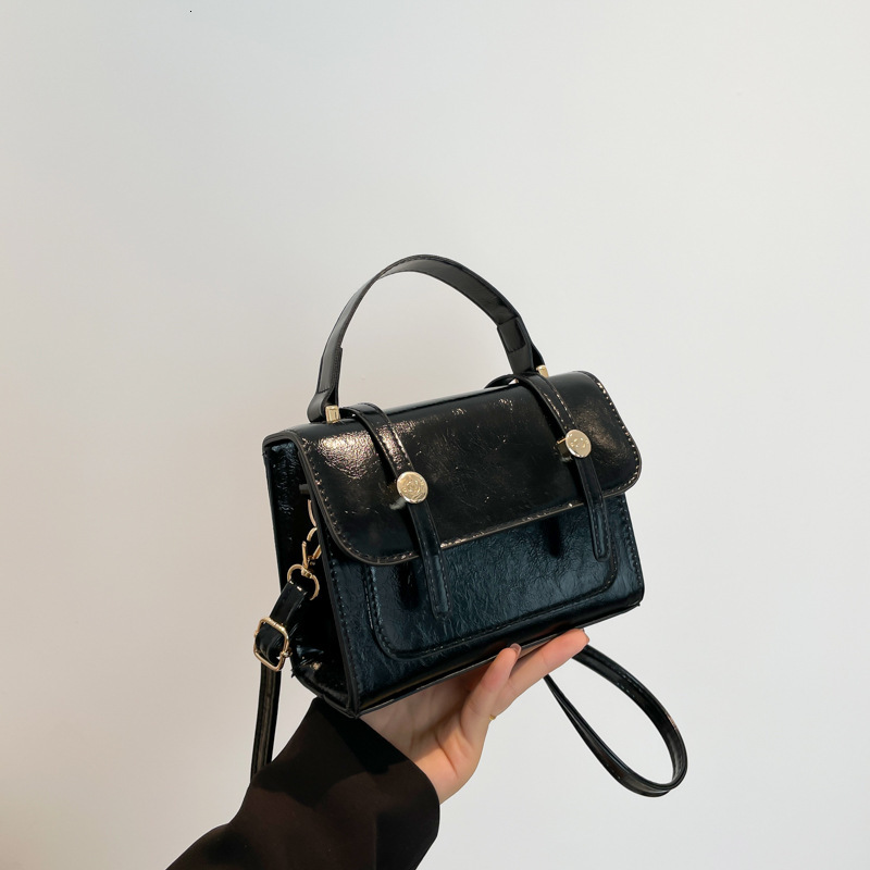 Delivery Designer Bag Commuting Texture Minimalist And Fashionable Handbag 2025 Winter New Versatile Ins Single Shoulder Crossbody Bag Small Square Ba