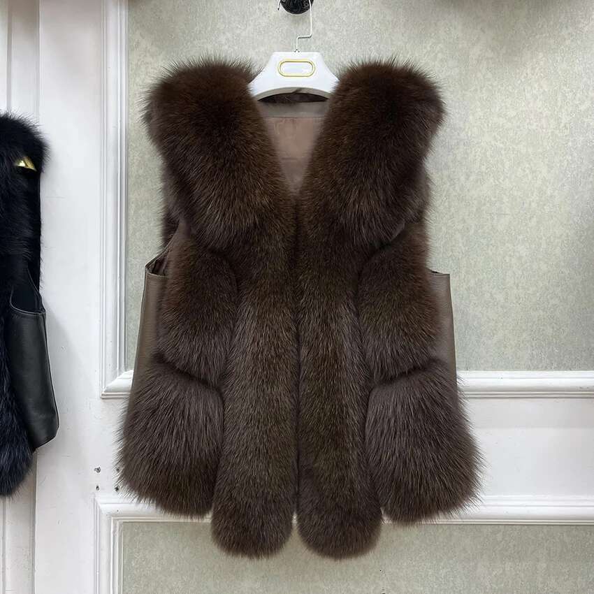 2024 New Autumn Winter Warm Women's Coat Natural Real Fox Fur Vest Thick Mid Length Waistcoat Female Jacket Streetwear