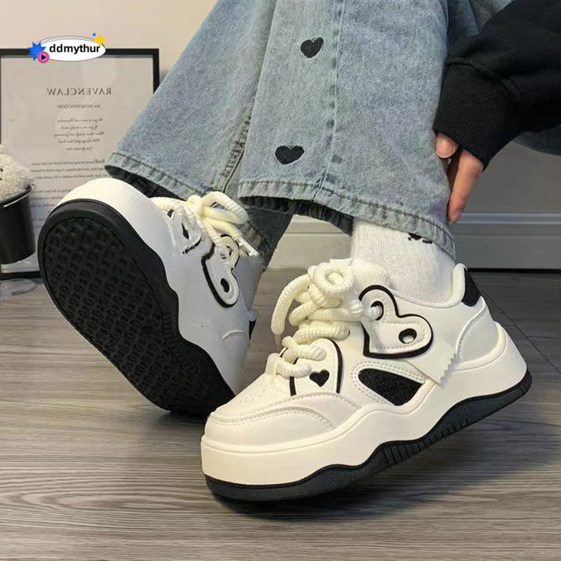 Little White New 2024 Spring Autumn Versatile Instagram Trendy Small and Popular Thick Sole Casual Women's Board Shoes ddmythur