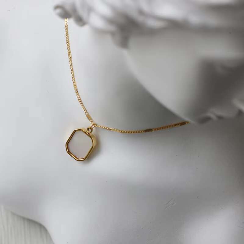 Fashion Art Style Stainless Steel Square Pendant White Shell Necklace