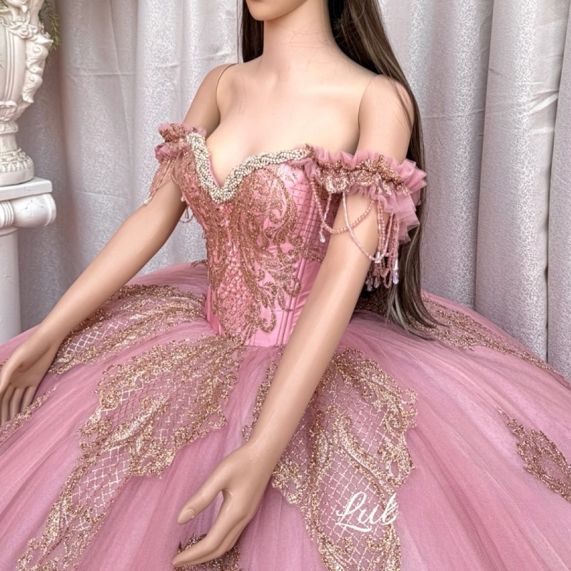 Pink Quinceanera Dresses Off Shoulder Ball Gown Sweet 16 Dress Gold Applique Lace Beading Tull Birthday Party Vestidos 15 De Anos