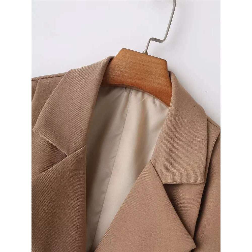 PB&ZA autumn and winter new women's design sense temperament versatile slimming long sleeved fake two-piece suit short jacket
