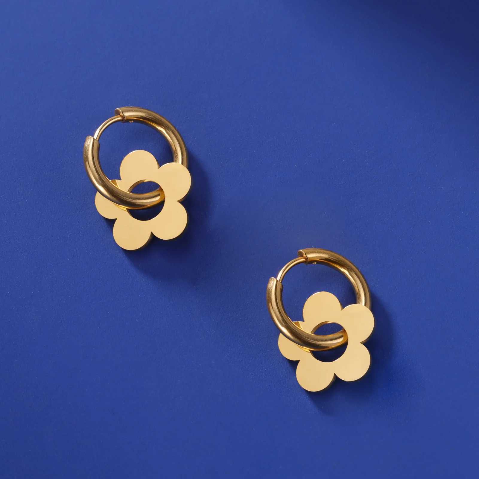 HIPEE Fashion Sunflower Circular Hoop Earrings Simple Removable Stainless Steel Earrings For Girls Birthday Party Jewelry Gift Y250510