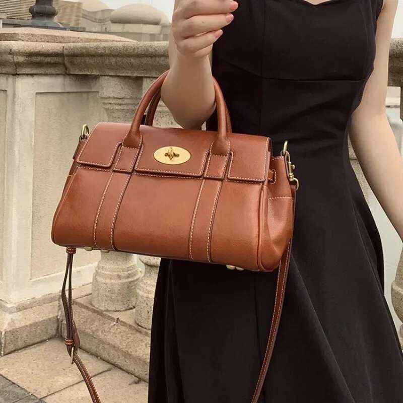Vintage Design Woman's Large Capacity Top Handle Handbag Soft Pu Leather Trendy Trave Shoulder OL Daily Commute Tote Bag