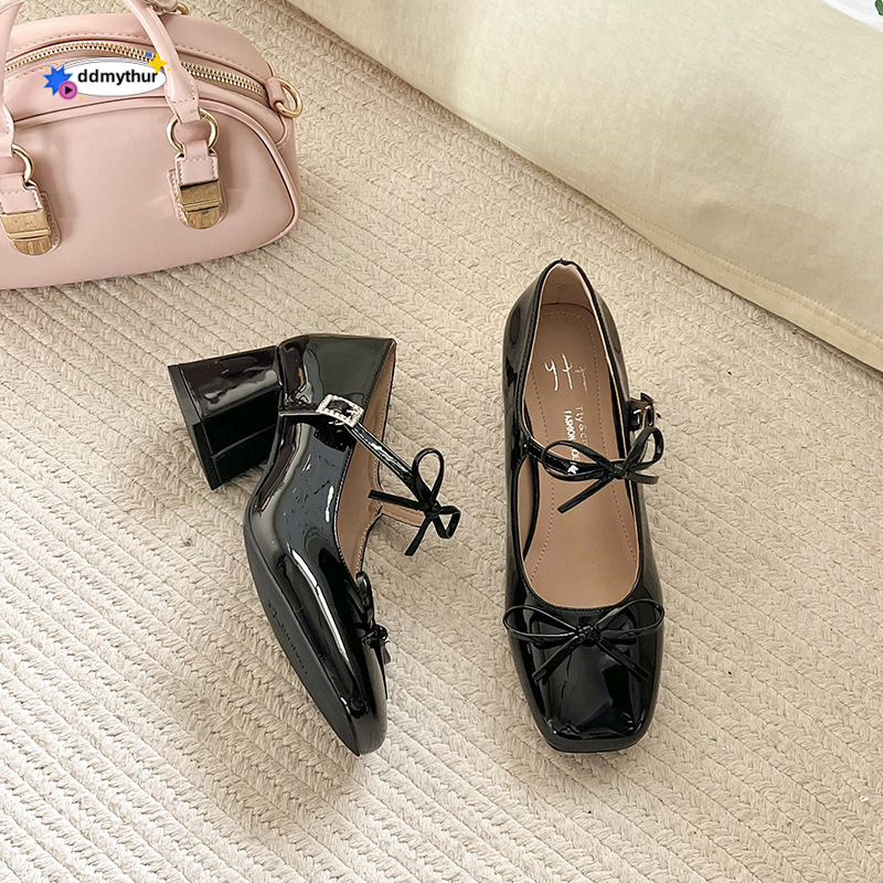 French high-heeled, shallow mouth single shoe for women in the spring and autumn of 2025. New fairy style dress with Mary Jane leather shoes ddmythur