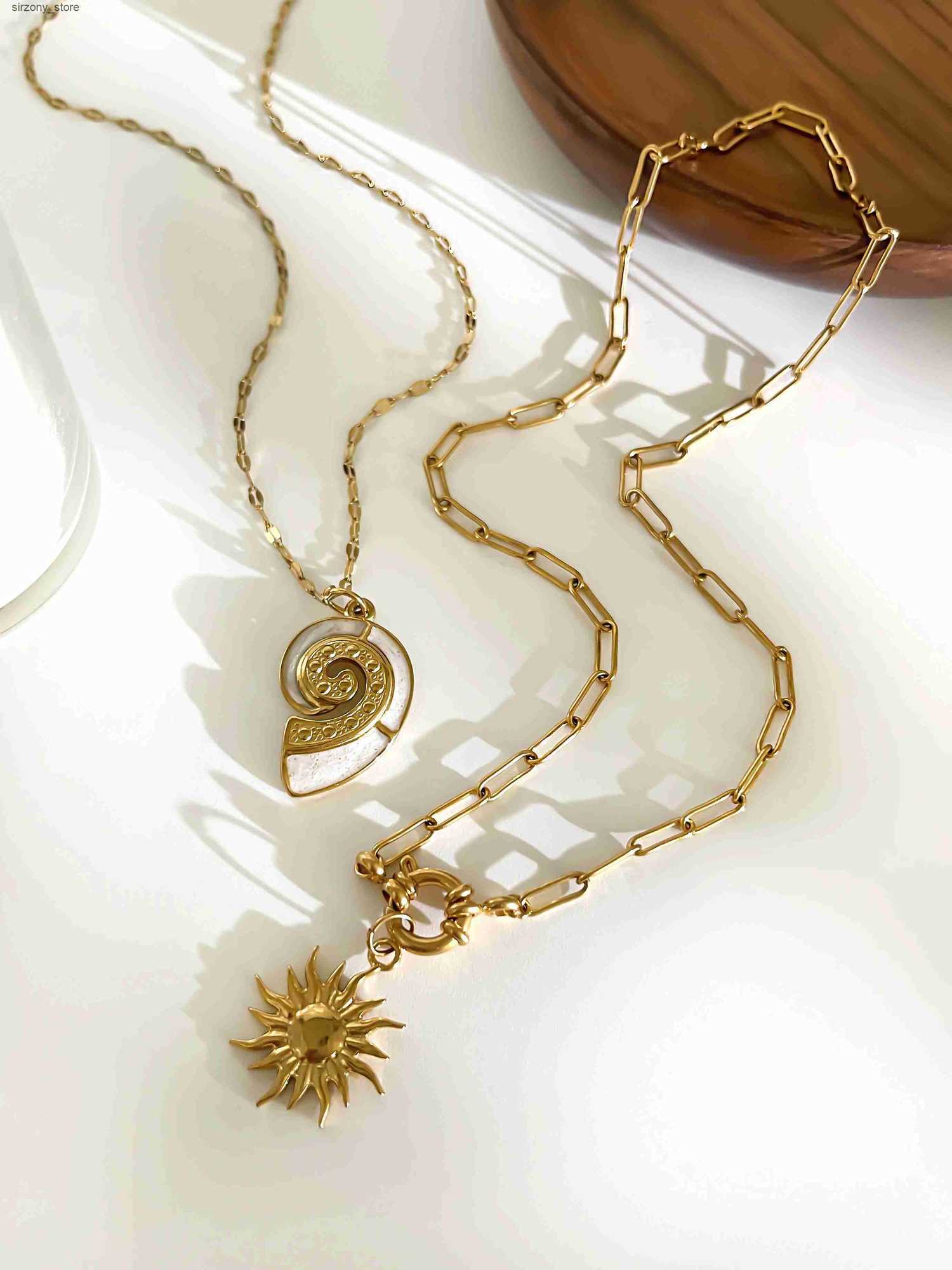 Perisbox Stainless Steel Sun Flower White Enamel Conch Pendant Necklace Stackable High Quality Fashion Party Jewelry for Women z250513IXS0