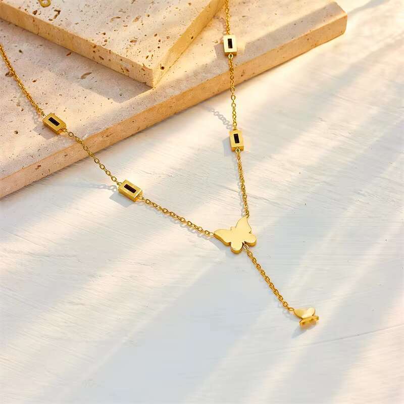 New Design Fashion Accessories Women's Gift Stainless Steel Chain Butterfly Pendant Necklace
