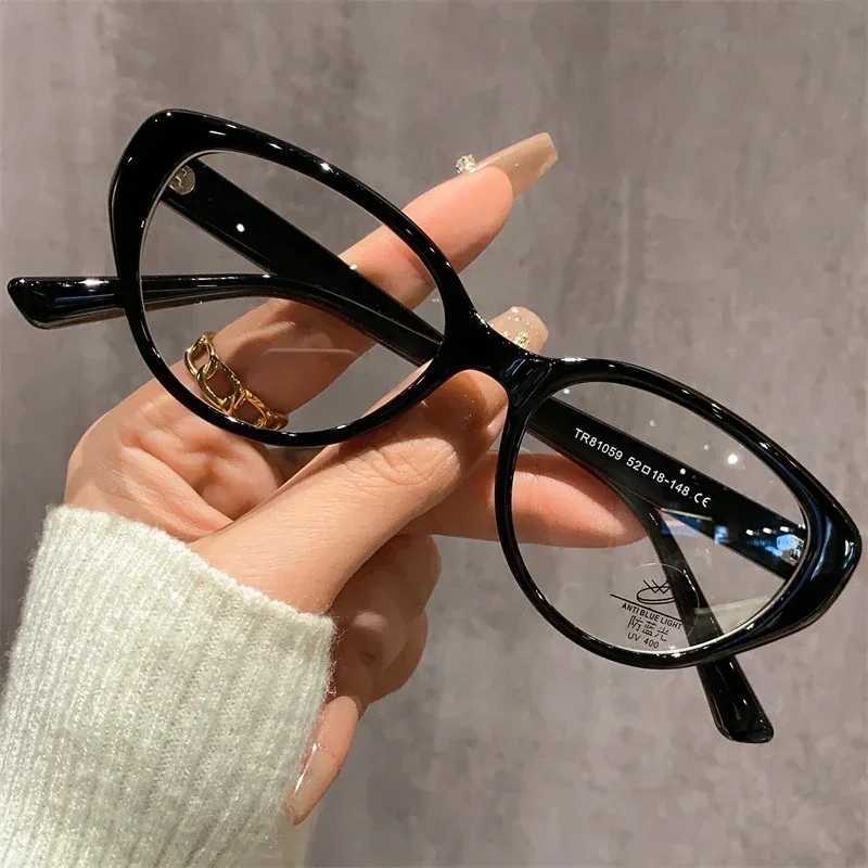 2024 Ultra Light Unisex Transparent Eyewear Fashionable Anti Blue Light Near Sight Glasses Retro Cat Eye Korean Myopia Glasses W250513