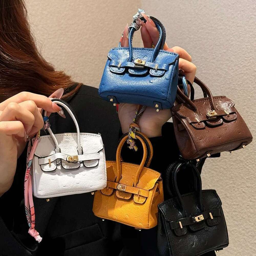 New High-End Mini Platinum Patterned Pendant Bluetooth Earphone Protective Case