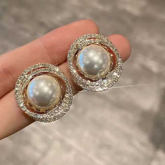 Trendy Unusual Geometric Simulated Pearl Clip on Earrings for Woman Non Pierced Exquisite Fashion Jewelry Party Y250510