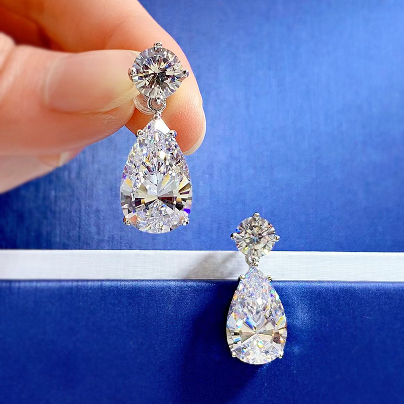 Choucong Brand New Dangle Earrings Luxury Jewelry Real 100% 925 Sterling Silver Large Lab White Moissanite Diamond Water Drop Lady Party Women Earring