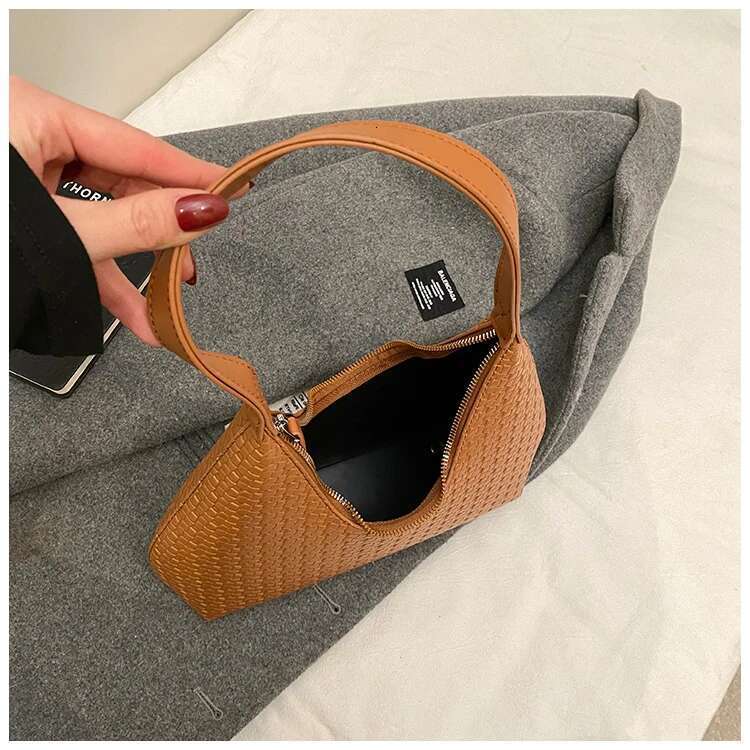 Tote Bag for Women PU Leather Small Handbag Zipper Closure Trendy Shoulder Underarm Bags High Quality Woven Ladies Armpit Purses