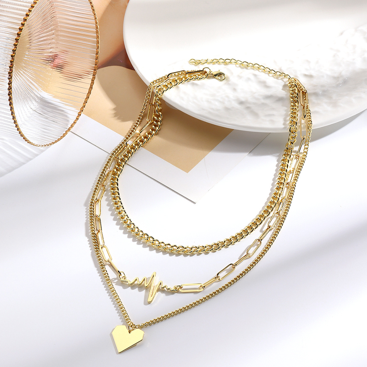 Sophisticated Heartbeats Themed Necklace for Her Featuring a Delicate Alloy Construction