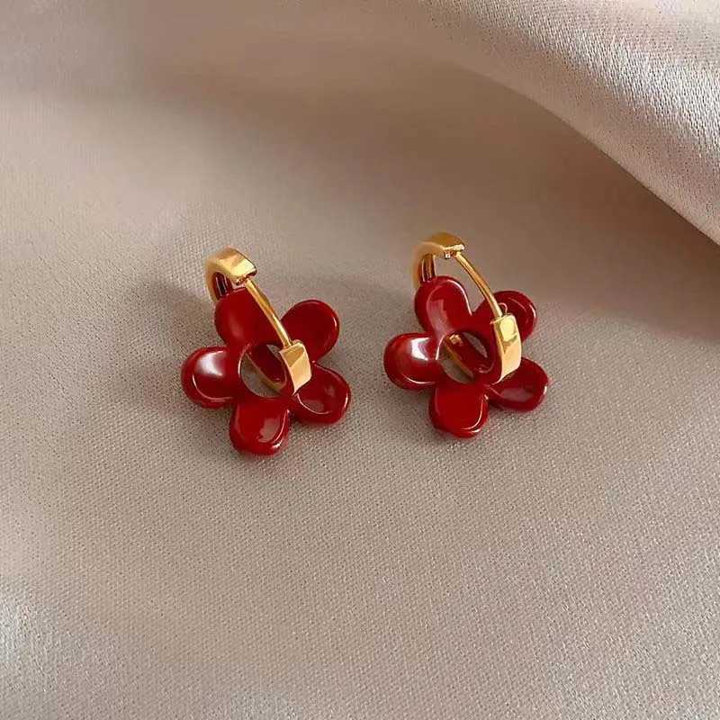Vintage Red Glazed Flower Hoop Earrings for Women Girls 2024 New Trendy Design Petal Temperament Earrings Jewelry Y250510