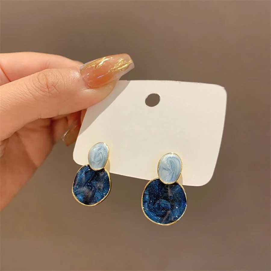 Fashion Elegant Geometrical Earrings Retro Blue Enamel Round Stud Earrings for Women Brincos 2C003 Y250510