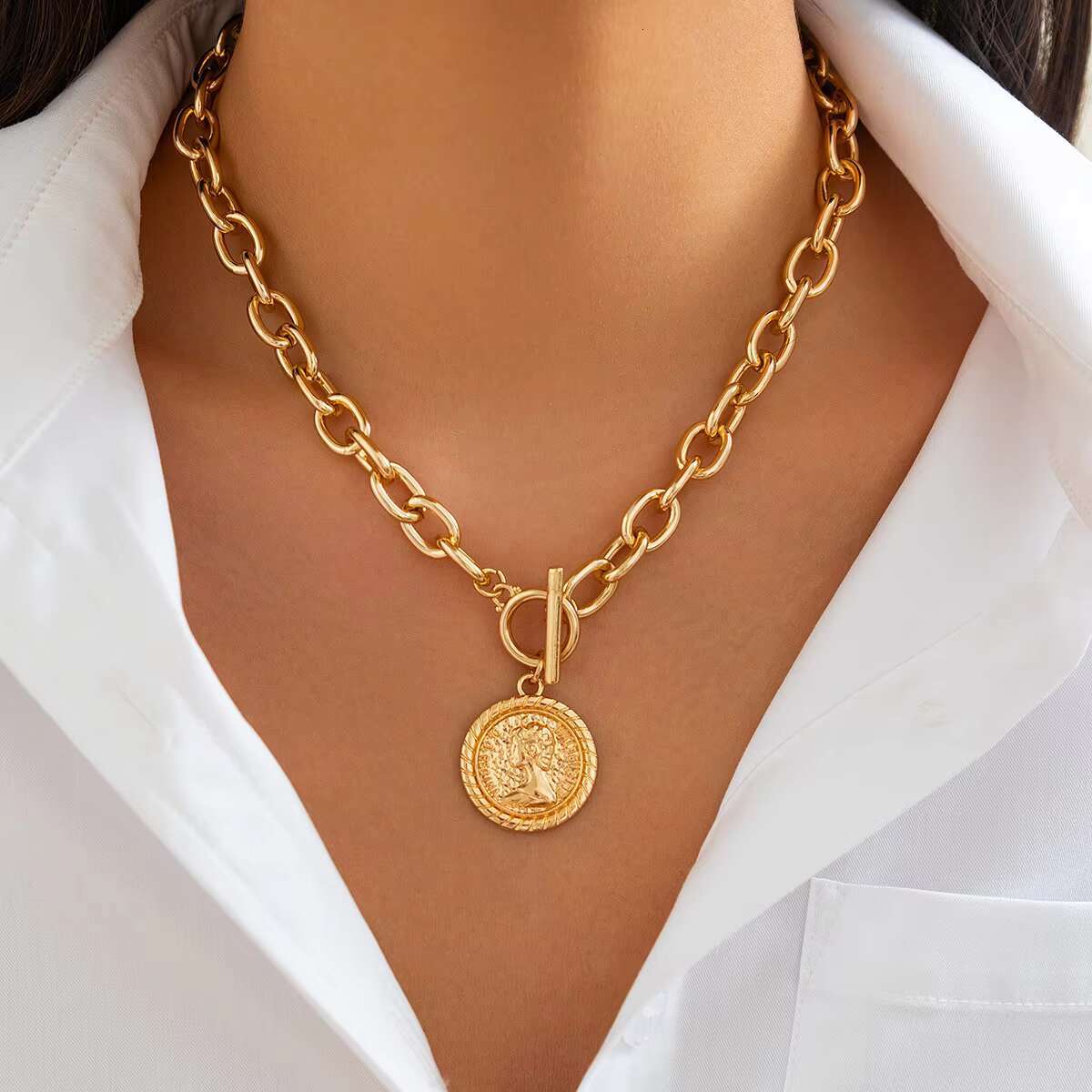 Fashion accessories women's metal plate pendant collarbone chain simple geometric necklace