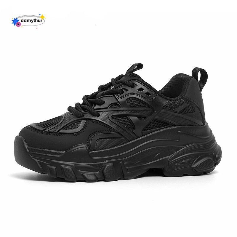 Dad's shoes, women's 2025 new style, spring and autumn breathable height increasing black, eye-catching feet, small stature, versatile, spon