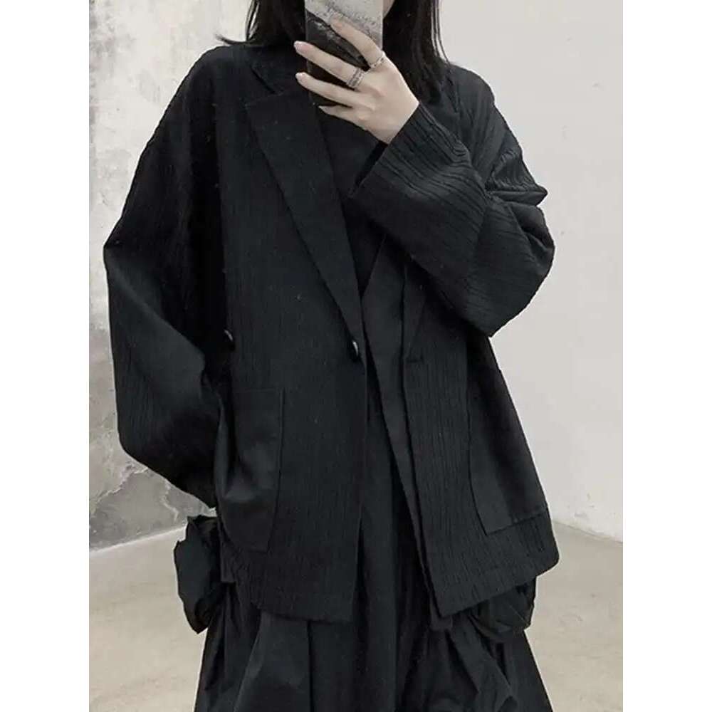 EAM Gray Spliced Pleated Personality Blazer Women New Lapel Long Sleeve Loose Fit Jacket Fashion Tide Spring Autumn 2025 30A1252