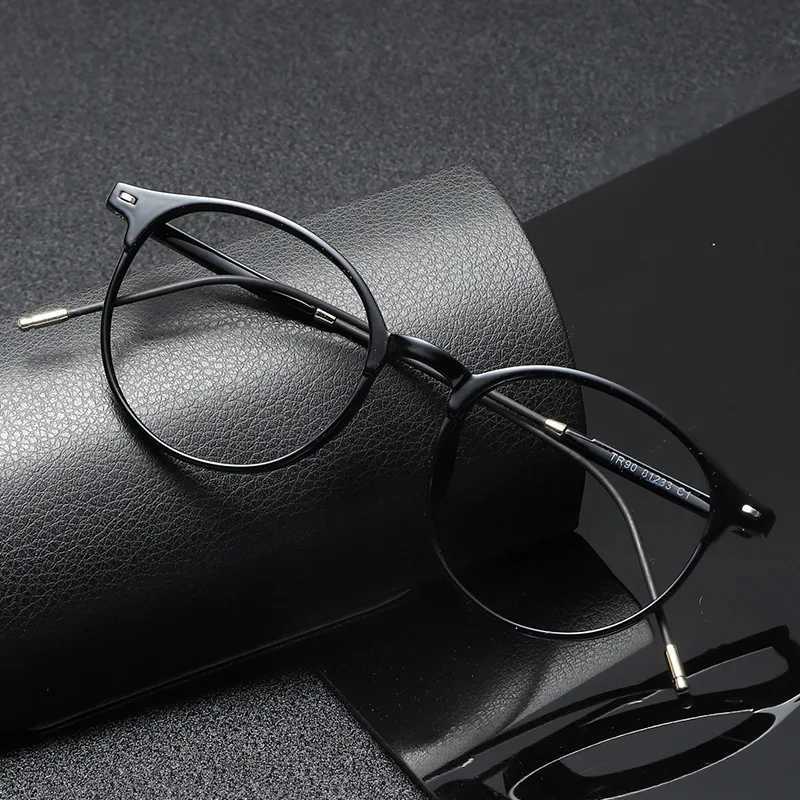 Blue Light Blocking Photochromic Reading Glasses for Men and Women Round Presbyopia Glasses +0.75 +1.0 +1.25 +1.5 +2.0 +2.5 +3.0 W250513