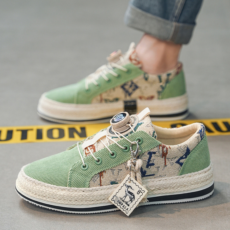 Designer Button lazy shoes for men in 2025, hot selling corduroy anti slip breathable casual youth versatile thick soled trendy men's board shoes