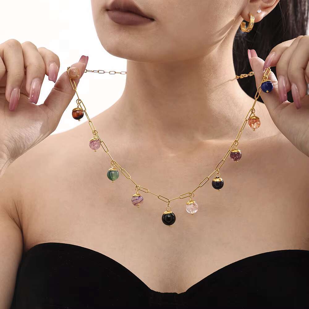 Fashionable stainless steel gold-plated crystal necklace chain design, fashionable round stone pendant, daily women's jewelry