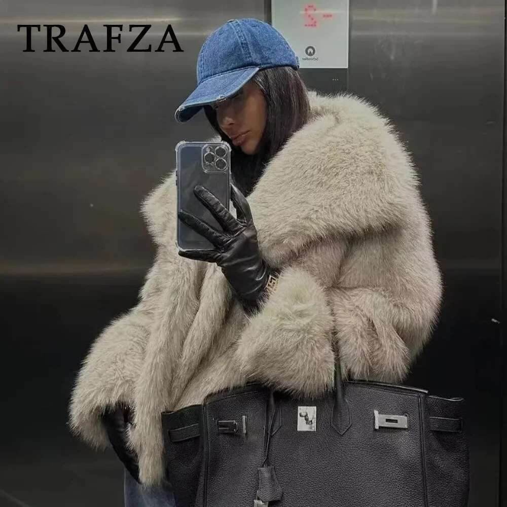 TRAFZA 2025 Autumn Winter Women Casual Faux Fur Jackets Fashion Streetwear Solid Oversized Turn Down Collar Elegant Thick Coats Designer