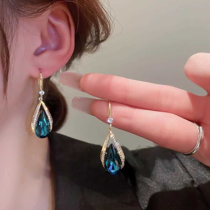 Blue Color Temperament Drop Earrings Fashionable Plastic Drop Earrings Wedding Party Accessories Wholesale Y250510