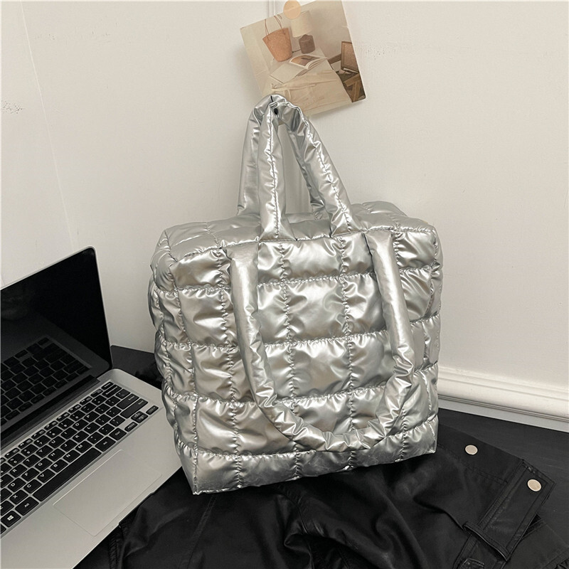 Free Delivery Designer Bag This Year's Popular Women's 2025 Winter New Korean Version Space Cotton Clothing Large Capacity Single Shoulder A