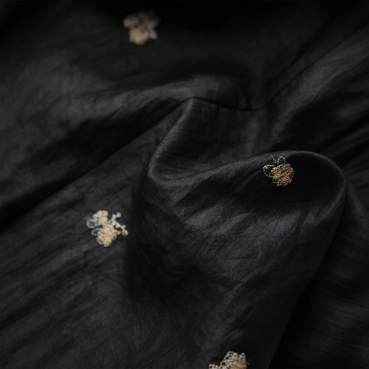 BDJ250 Large size silk Xiangyun yarn dress old turtle pattern embroidery round neck medium long 100 mulberry silk short sleeve skirt
