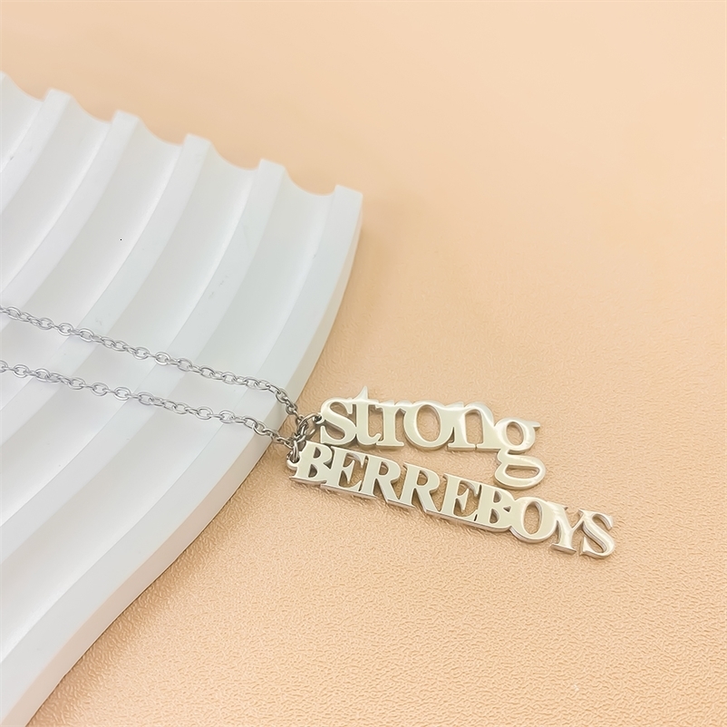 Personalized Customized Vertical Multi-Name Womens Necklace Stainless Steel Nameplate Pendant Ideal for Romantic Gifts 250512